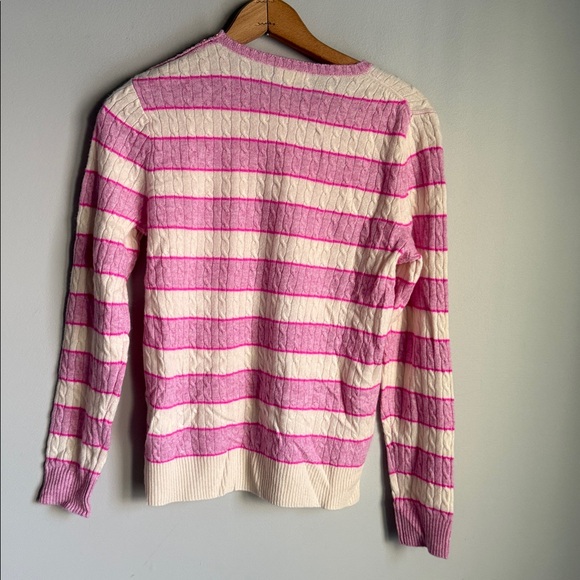 NEW J Crew Cable-knit cashmere crewneck sweater with shoulder buttons Medium - Picture 3 of 10